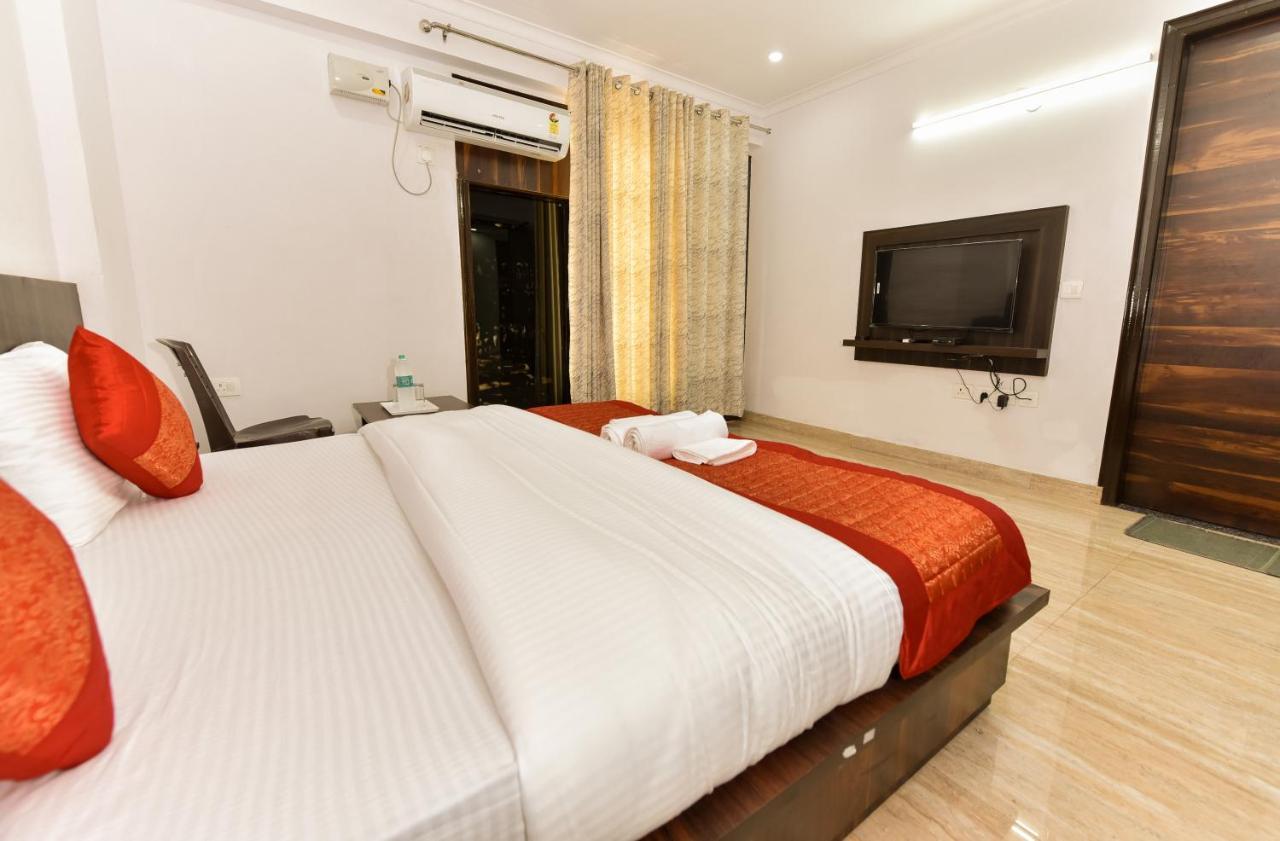 Hotel Luxury Collection Gurgáon Kültér fotó