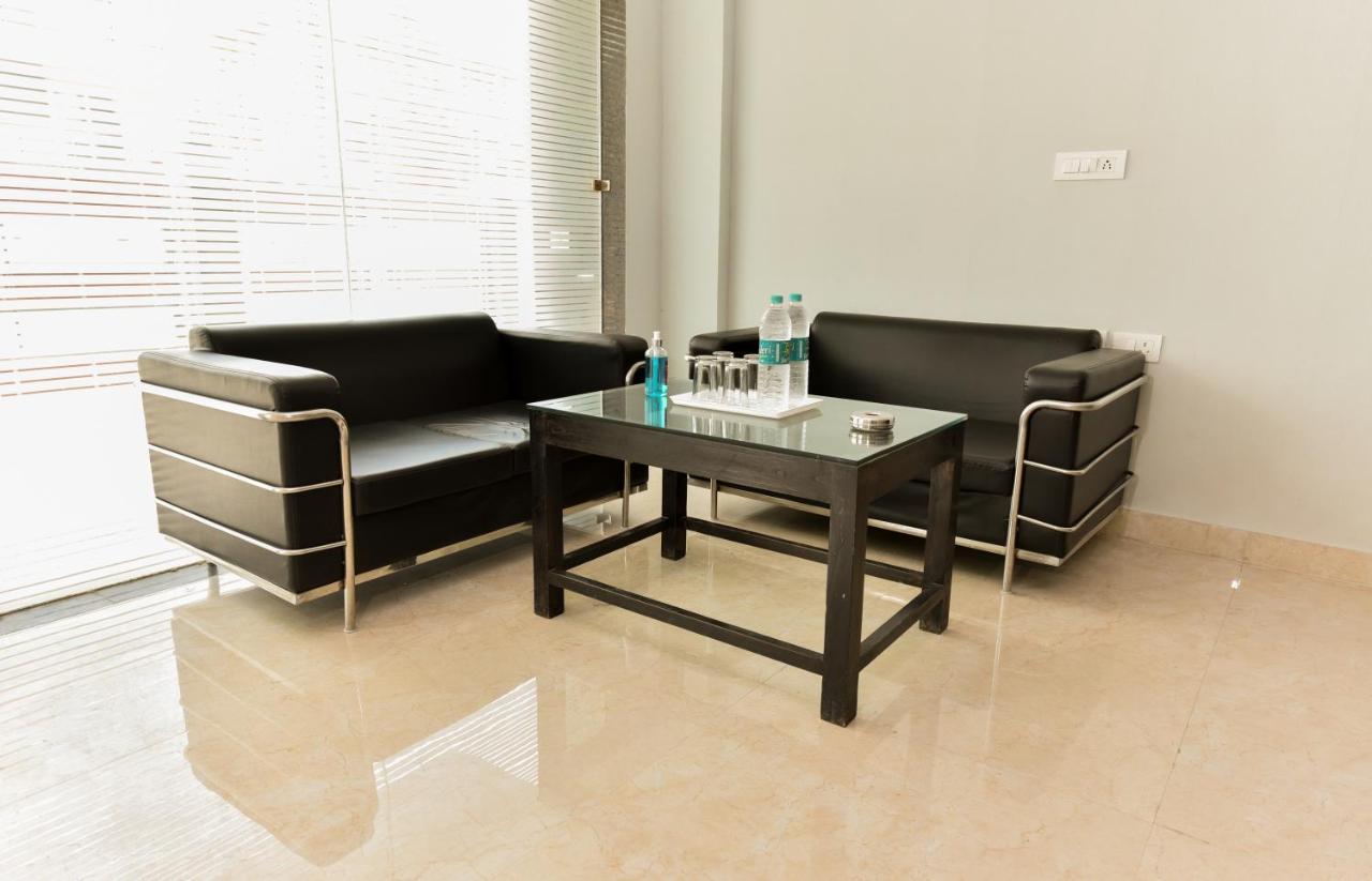Hotel Luxury Collection Gurgáon Kültér fotó