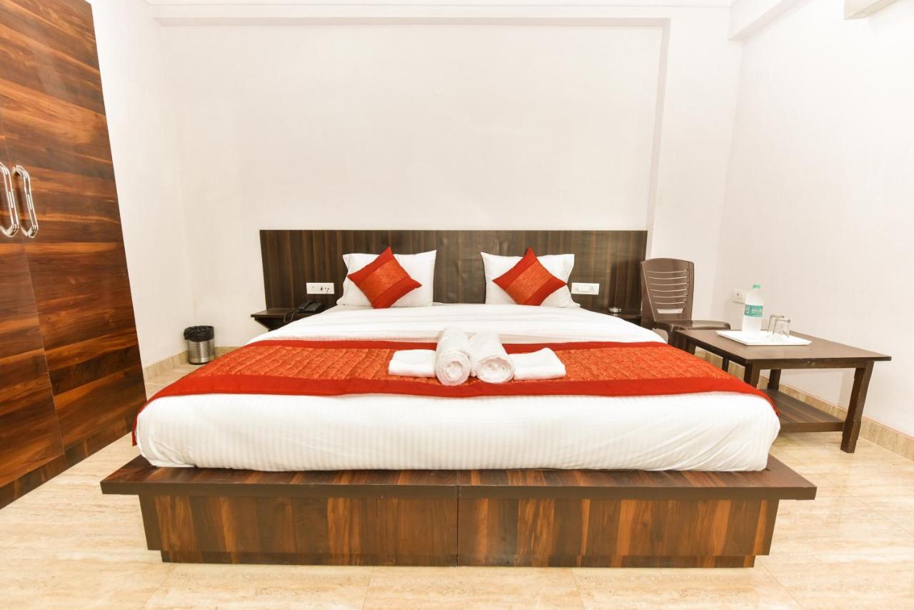 Hotel Luxury Collection Gurgáon Kültér fotó