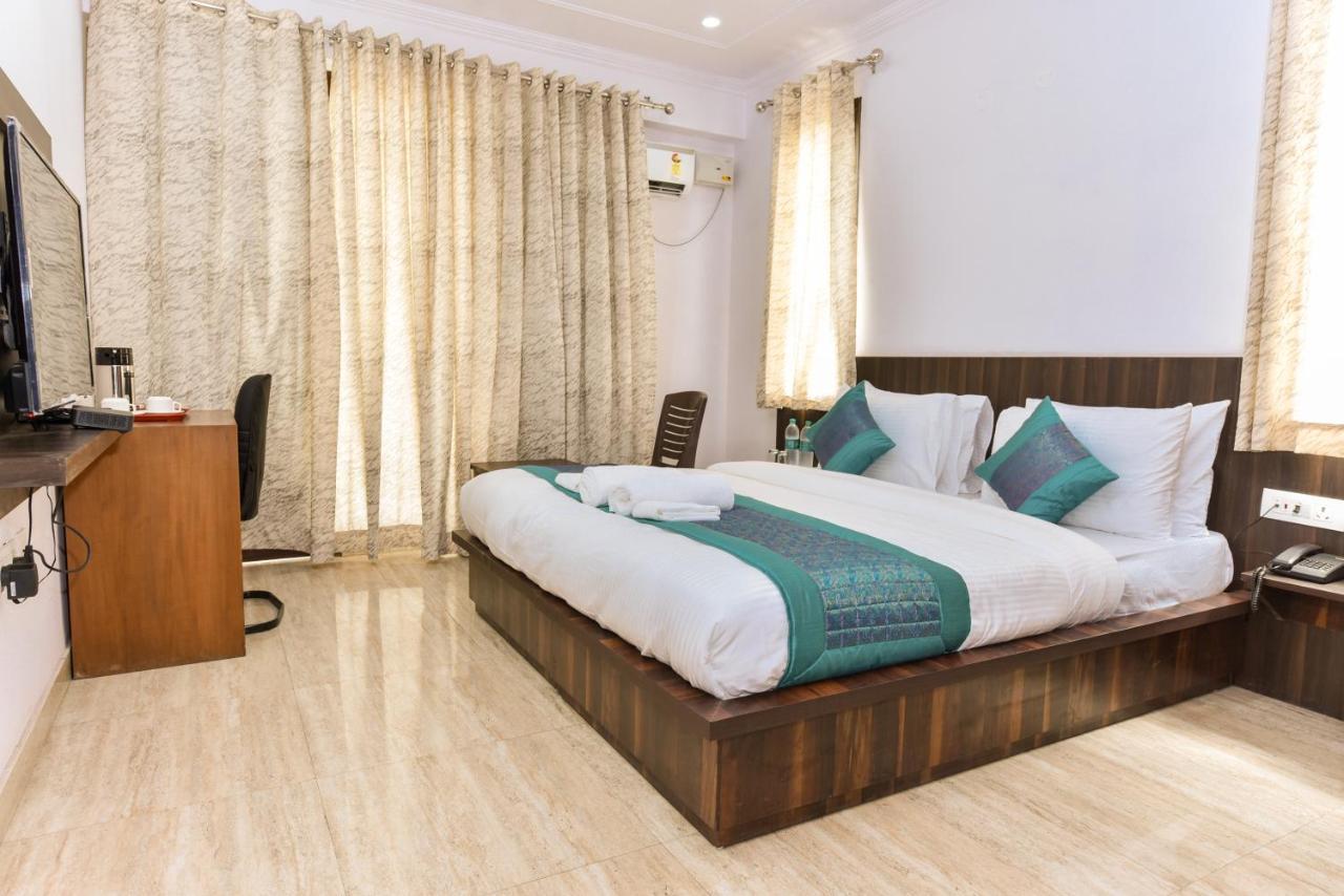 Hotel Luxury Collection Gurgáon Kültér fotó